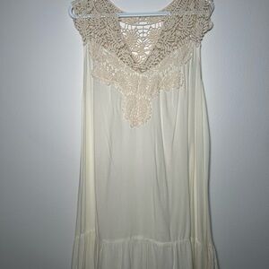 Umgee Cream Lace V-Neck Dress